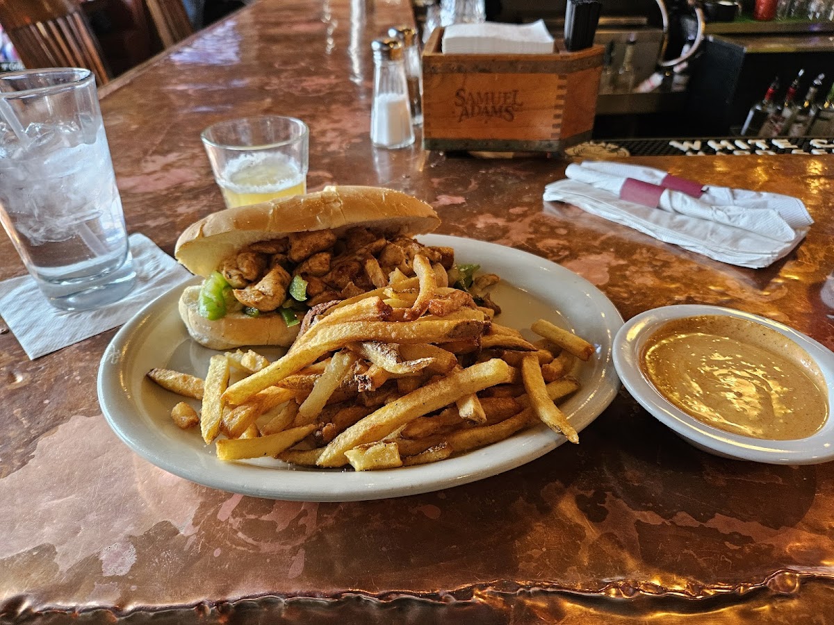 Jimmy V's Grill & Pub - 7