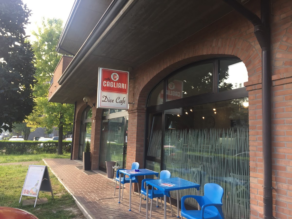 Dice Café