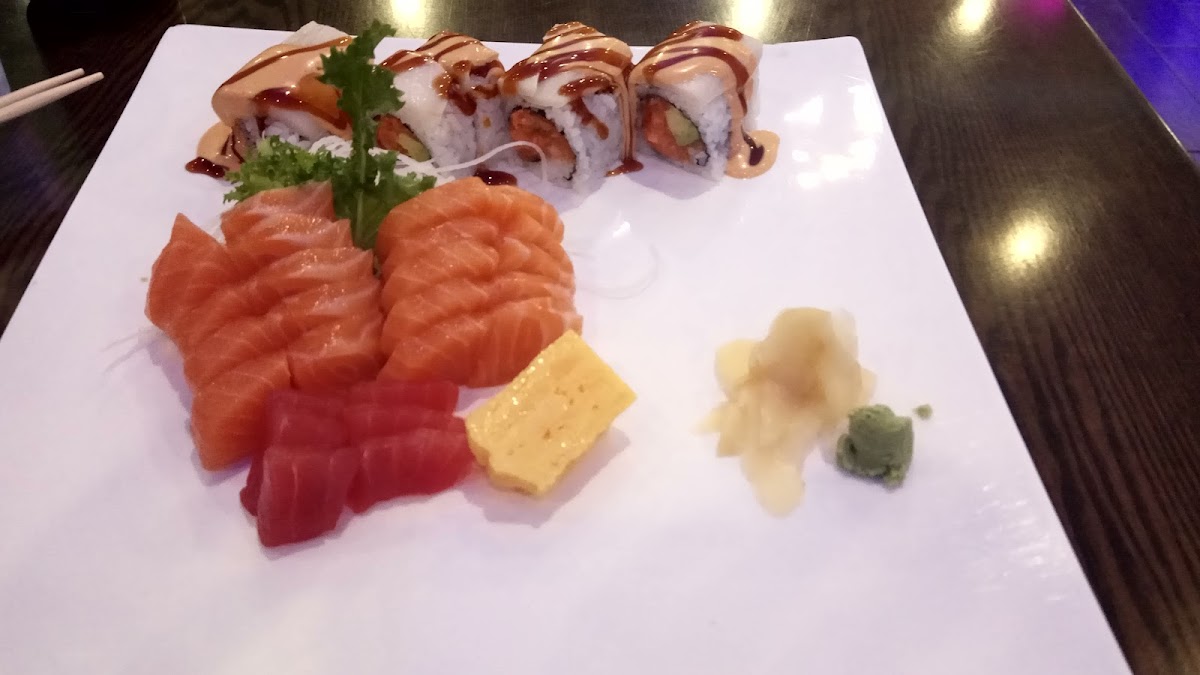 Nova Asian Bistro - 5