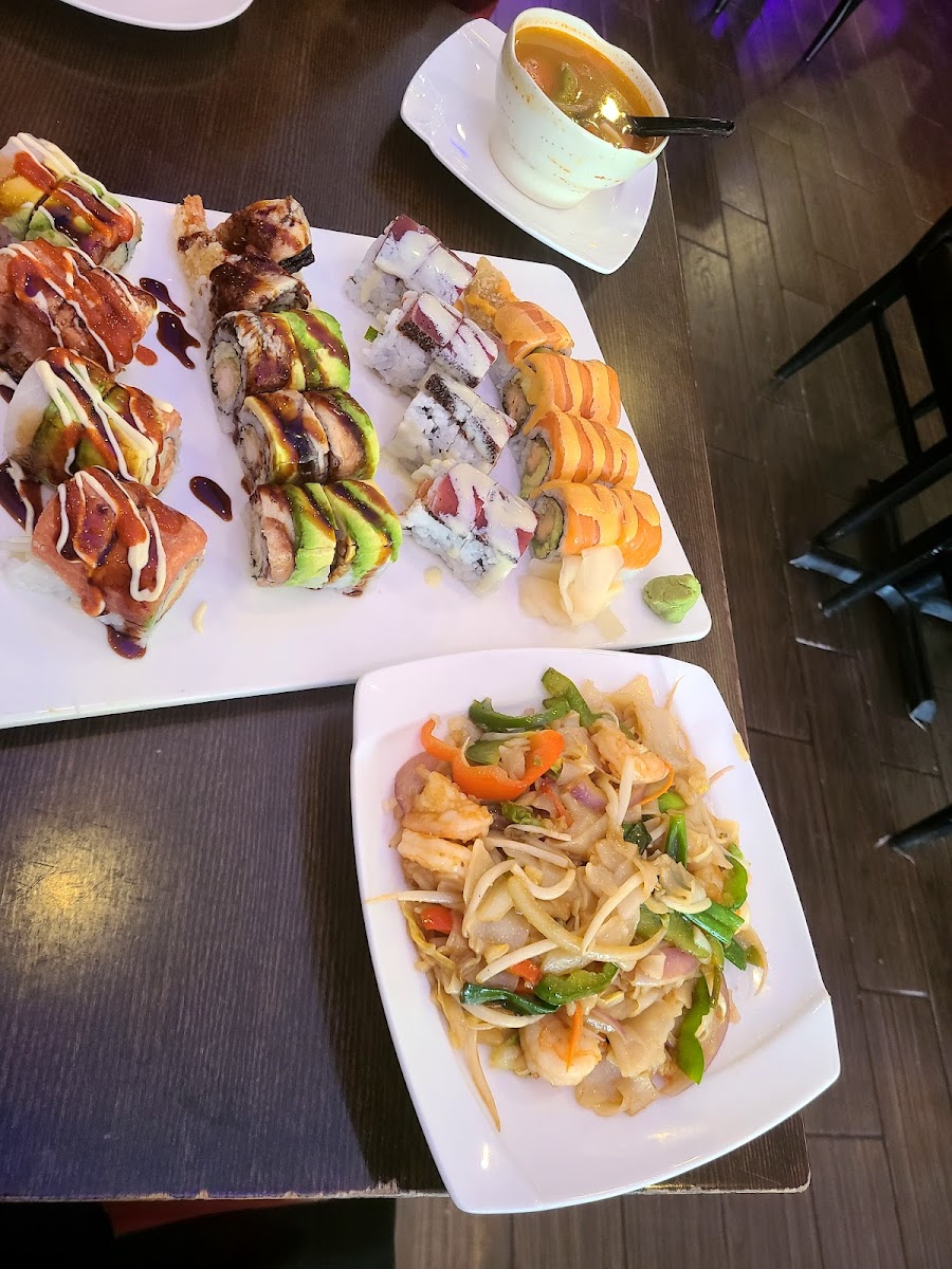 Nova Asian Bistro - 6