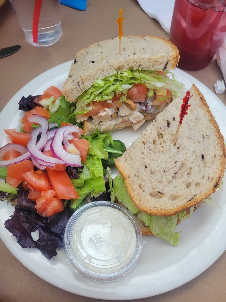 Penelope's Cafe Books & Gallery - 4