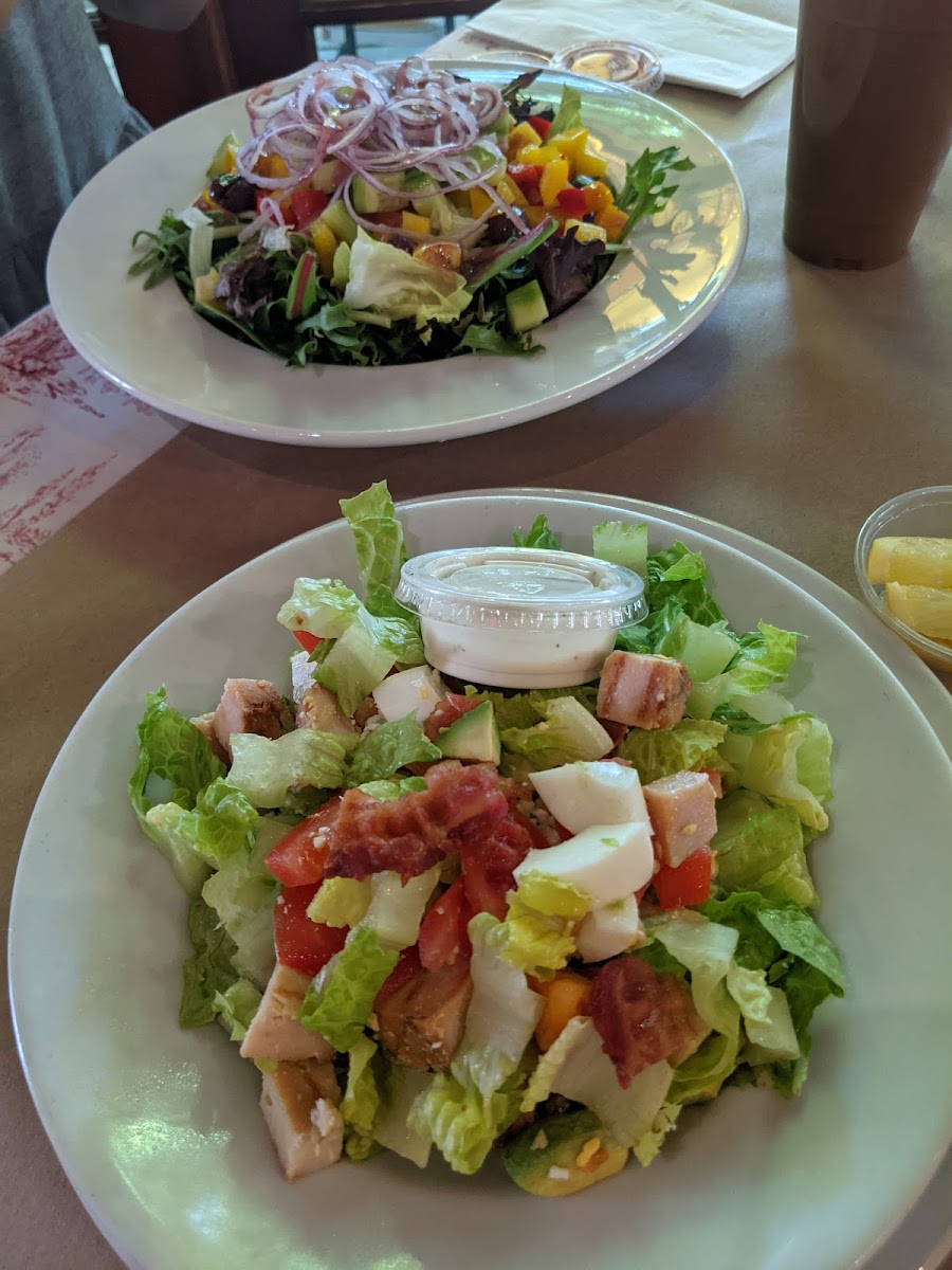 Penelope's Cafe Books & Gallery - 8