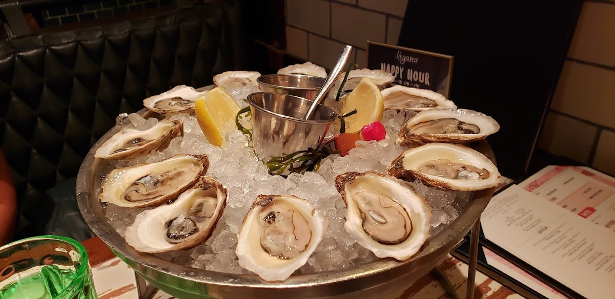 Legasea Bar & Grill - 9