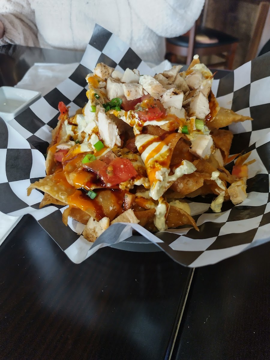 TWIISTED Burgers & Sushi - 7