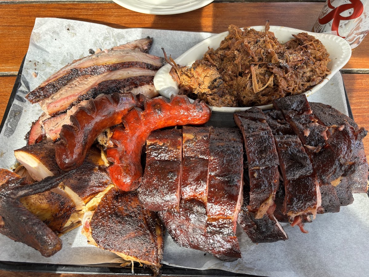 Tank House BBQ & Bar - 4