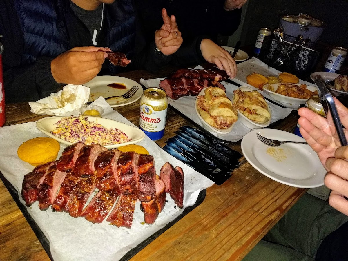 Tank House BBQ & Bar - 9