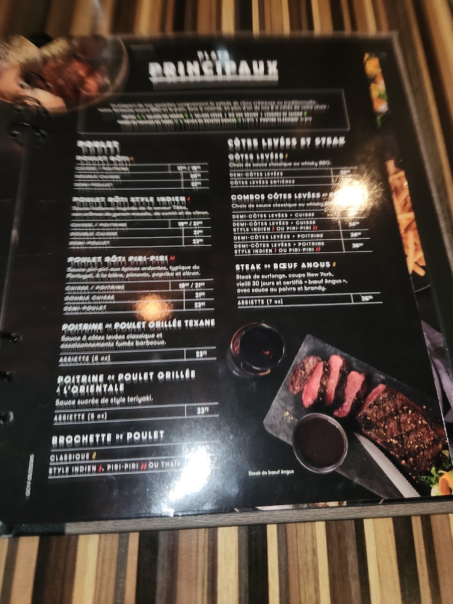 Restaurant et bar St-Hubert - 10