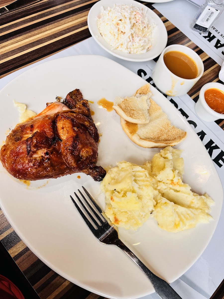 Restaurant et bar St-Hubert - 8