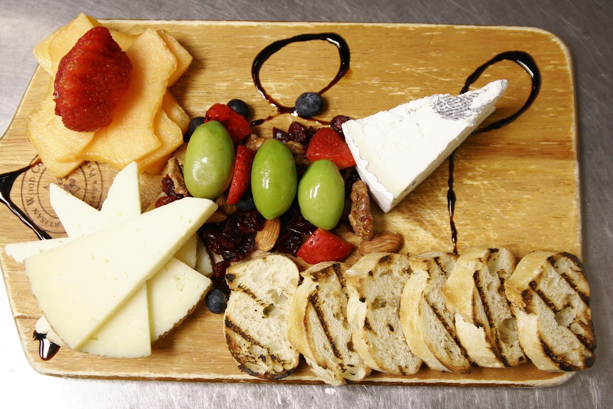 Luca Bella Fine Foods - 3