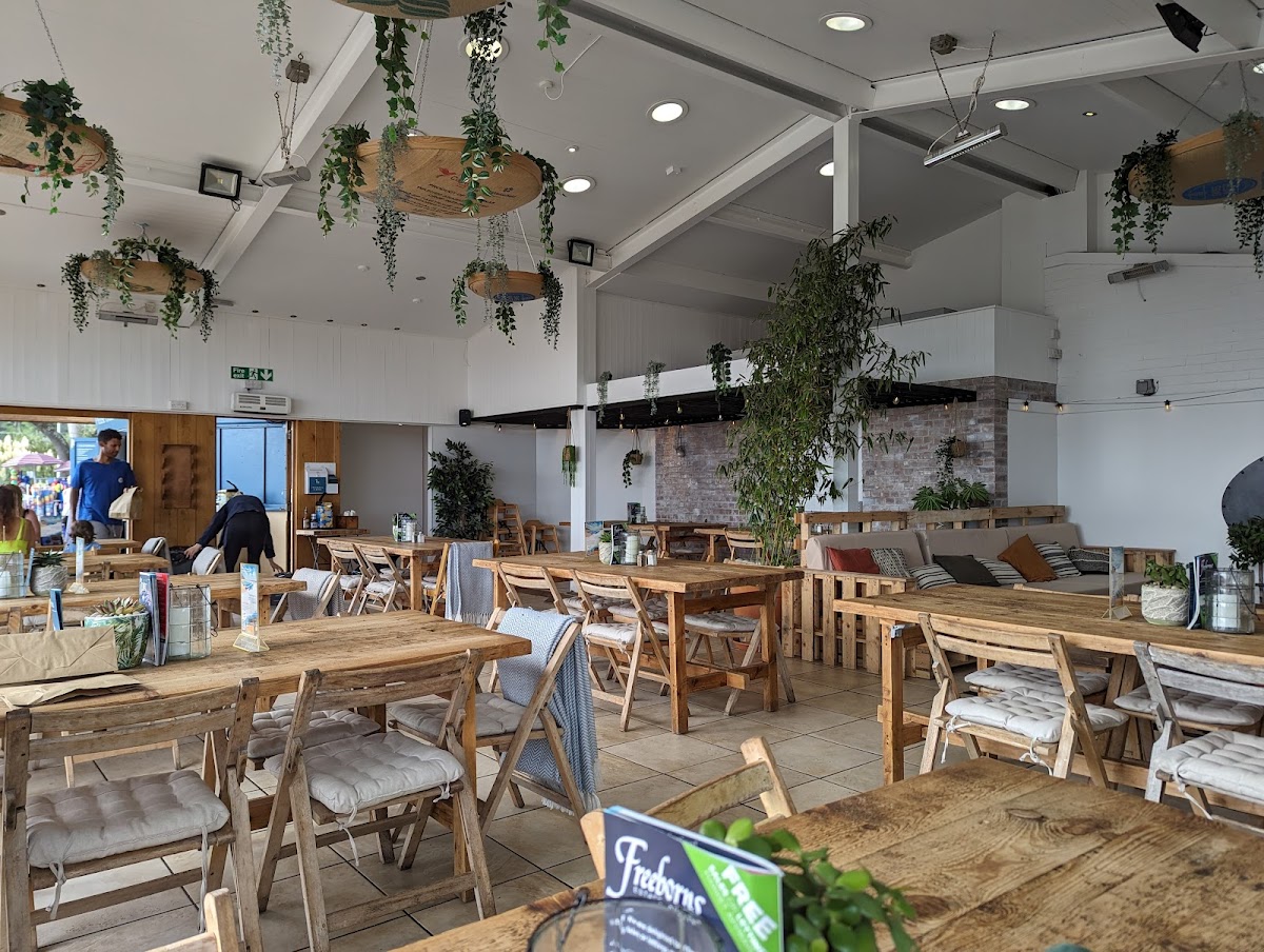 Blackpool Sands Takeaway - 4