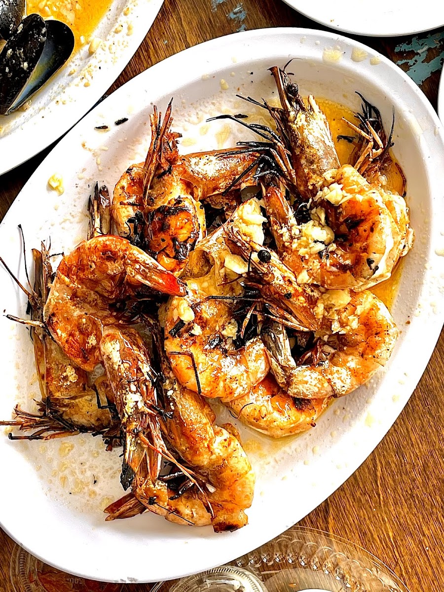 Astoria Seafood - 5
