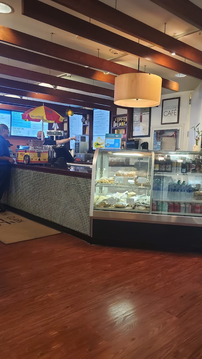 North & Clark Cafe - 4