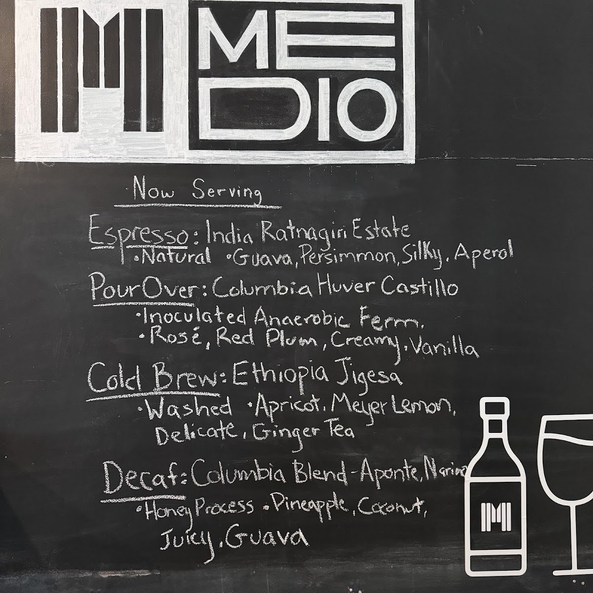 Medio Cafe - 4