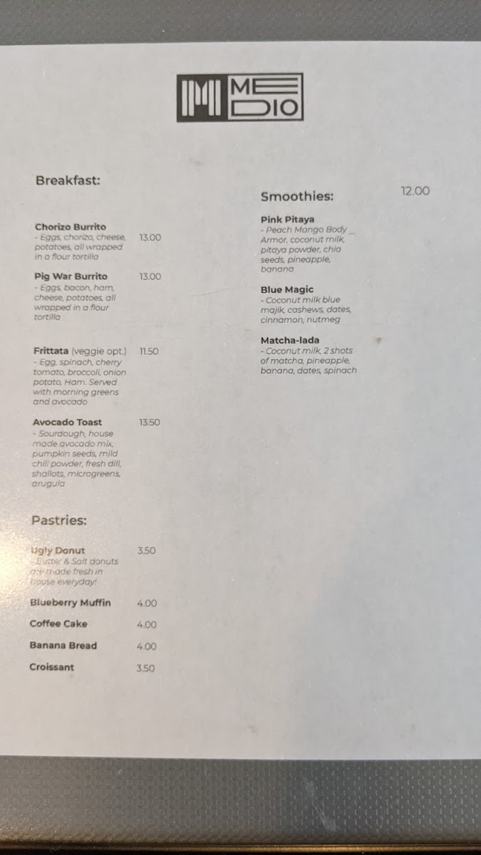 Medio Cafe - 6