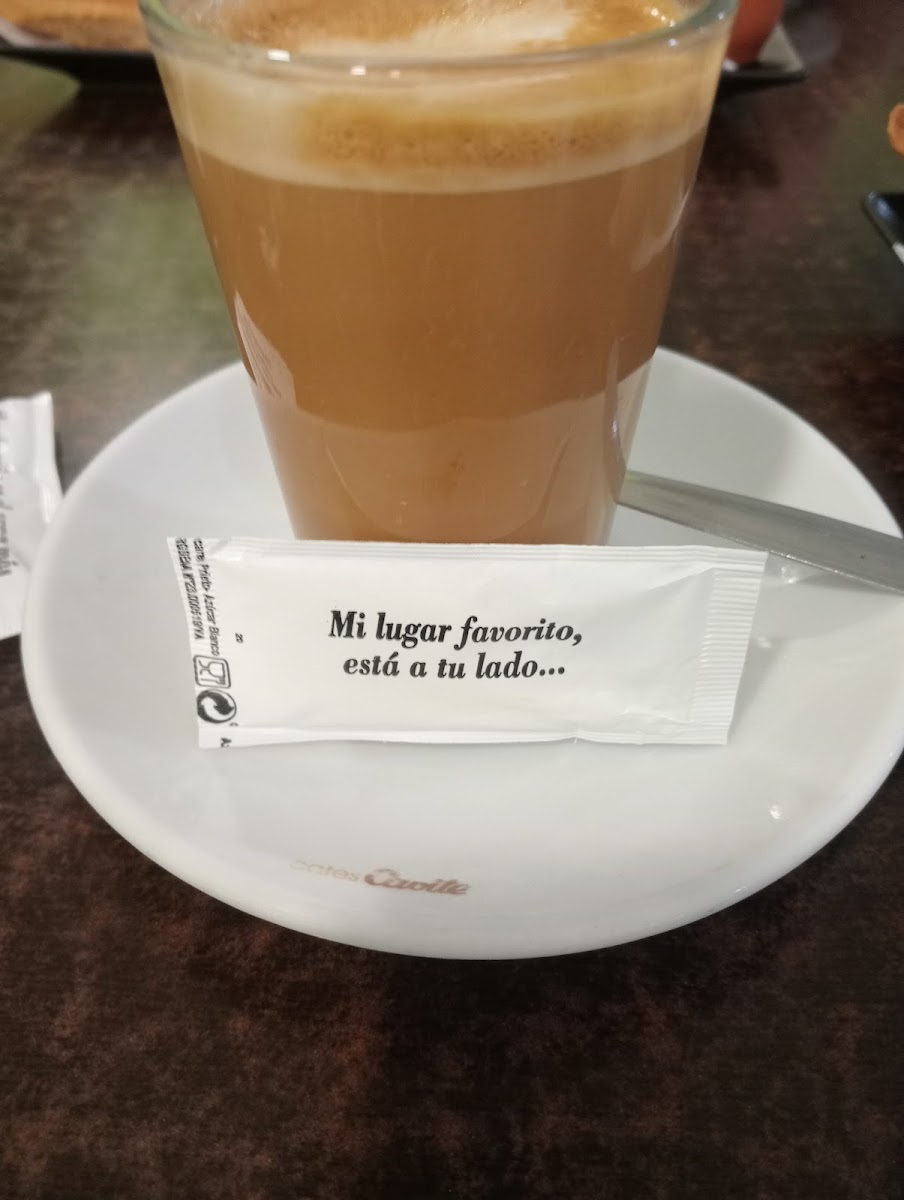 Cafetería La Plaza - 10