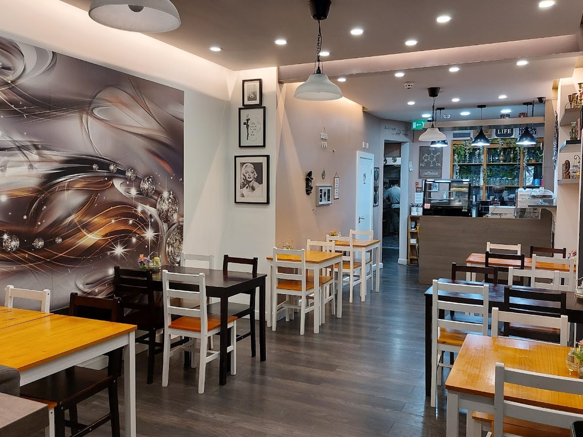 The Convivial cafe - 3