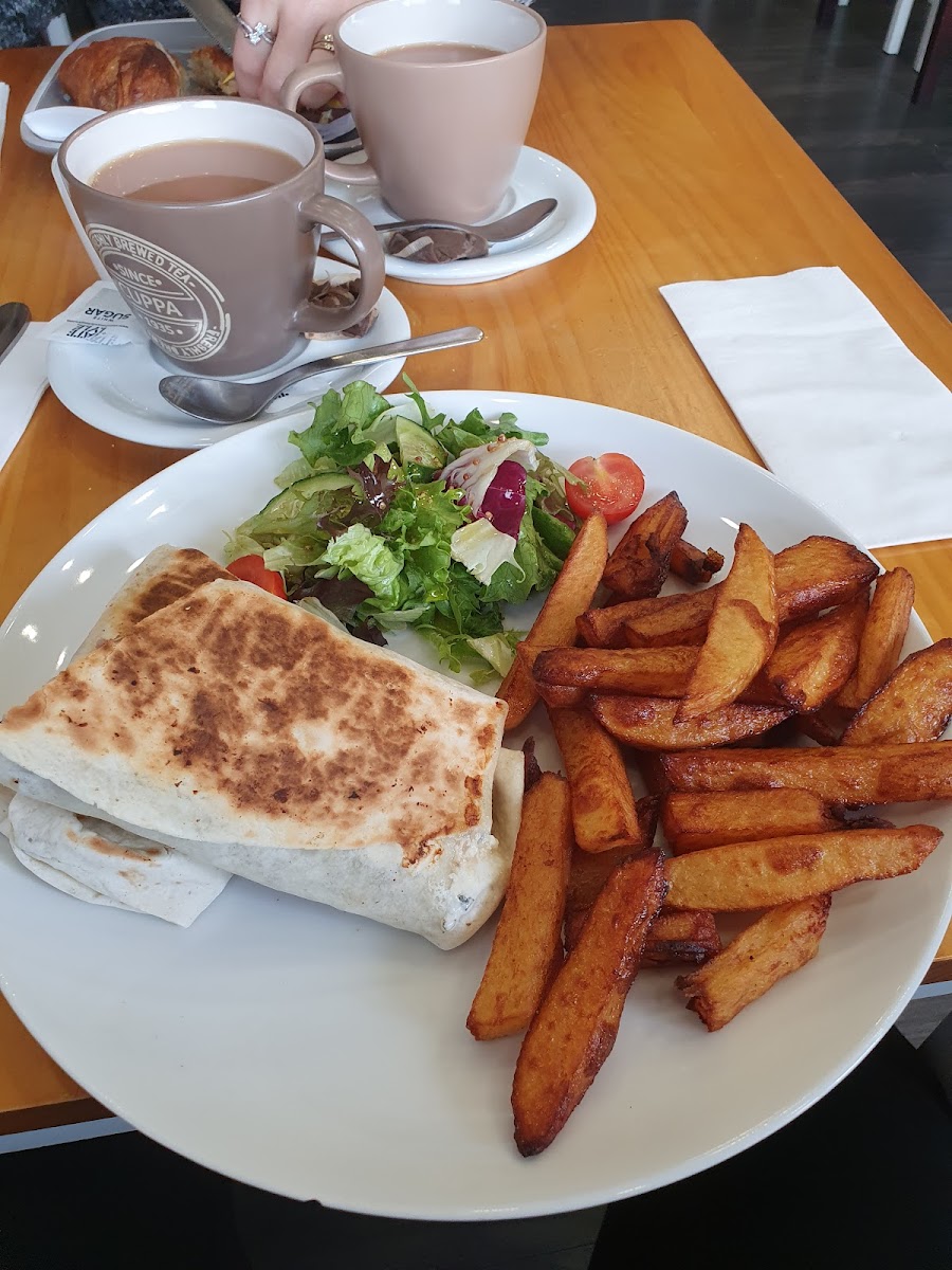 The Convivial cafe - 9
