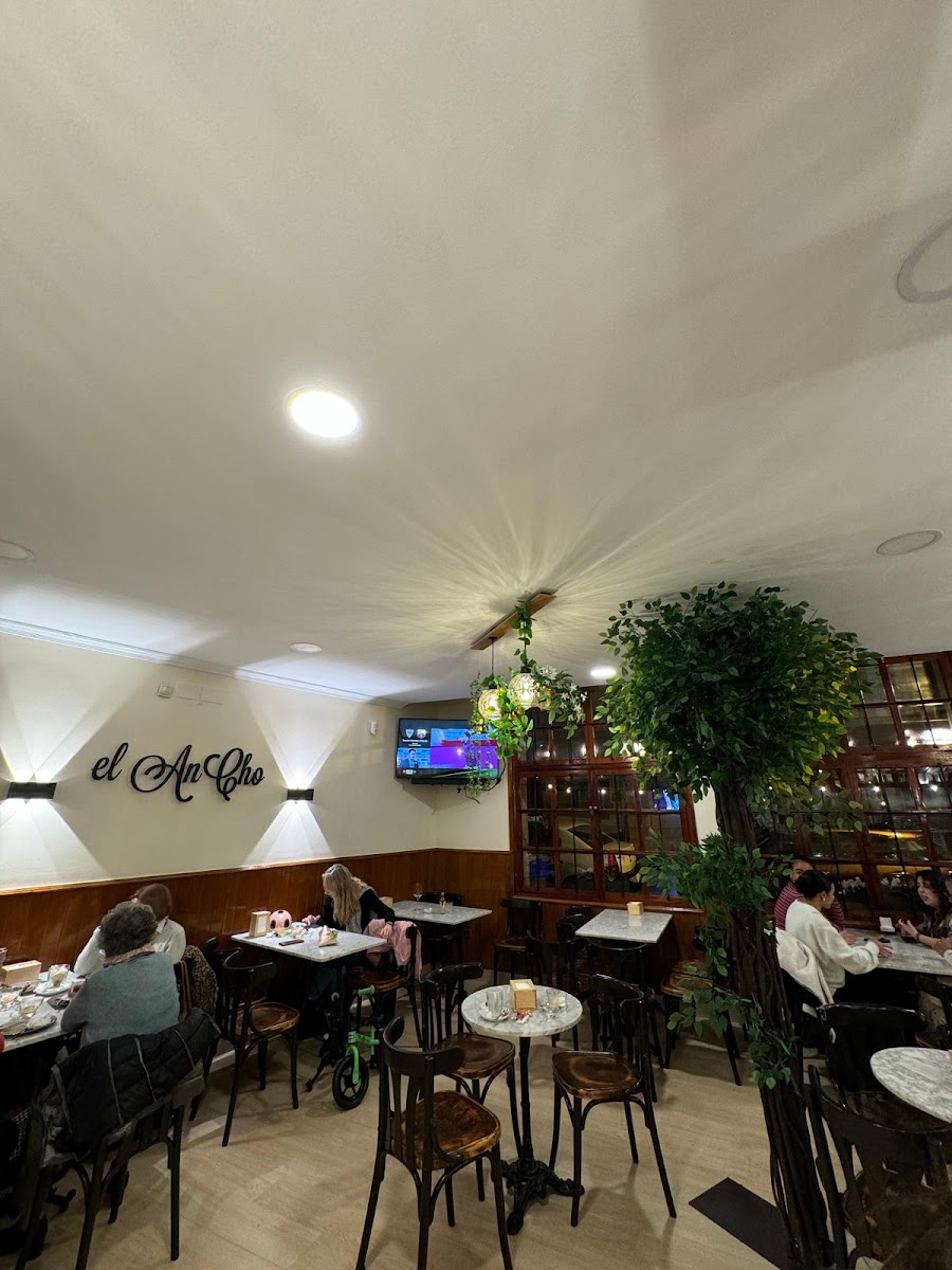 Cafe Bar El AnCho - 9