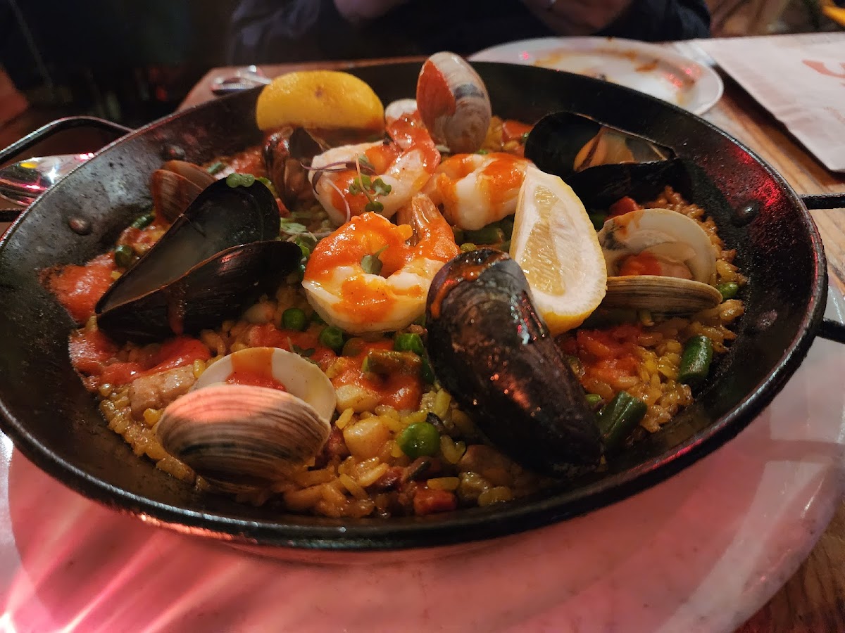 B44 Catalan Bistro - 7
