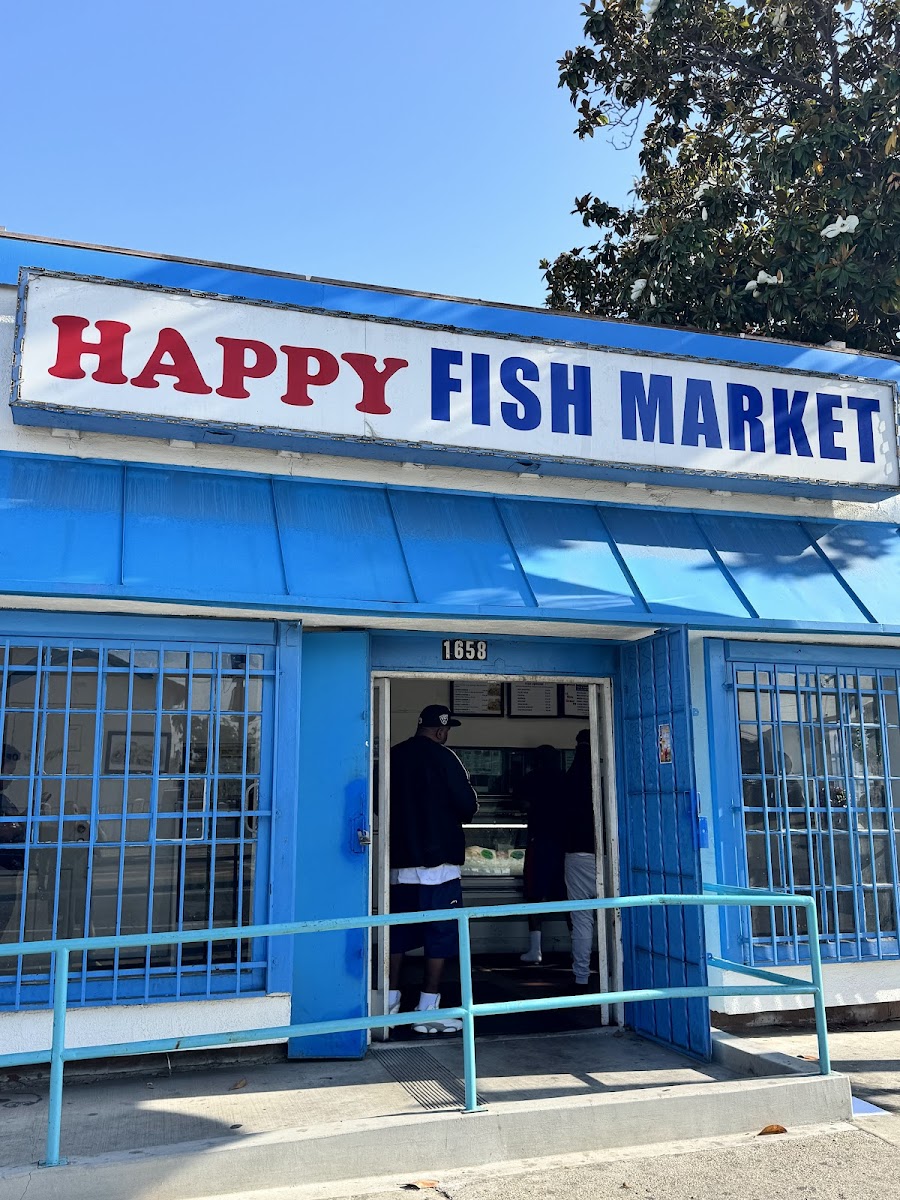 Happy Fish Market - 4