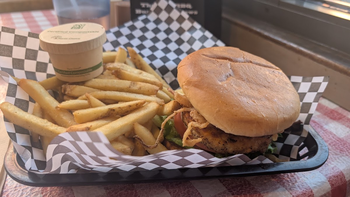 Armadillo Willy's BBQ - 8