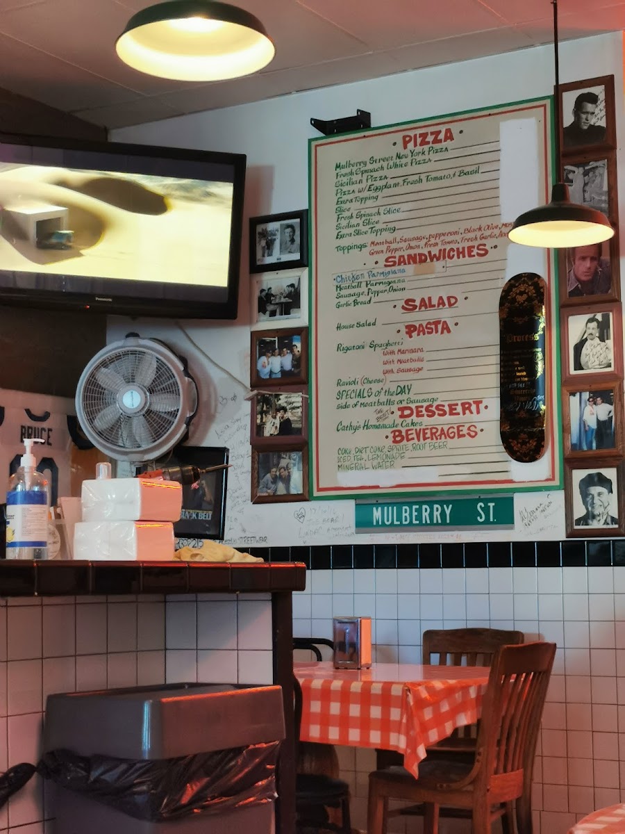 Mulberry Street Pizzeria - 9