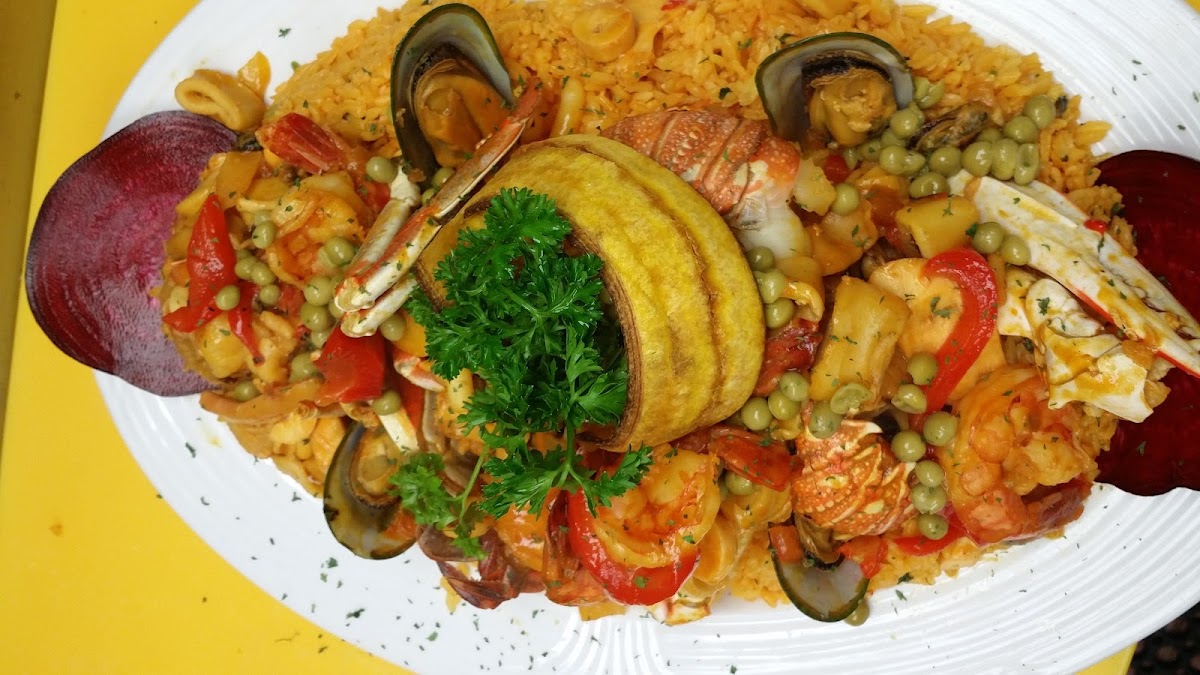Caridad & Louie's Restaurant - 3