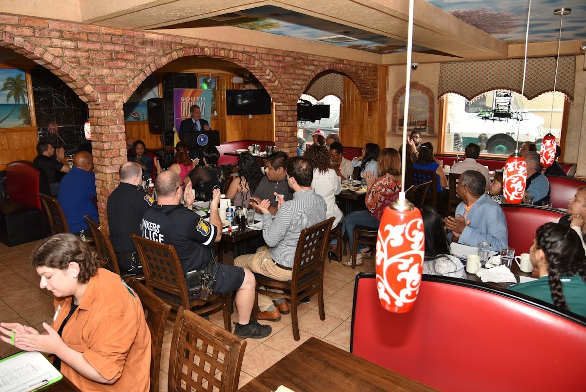 Caridad & Louie's Restaurant - 4
