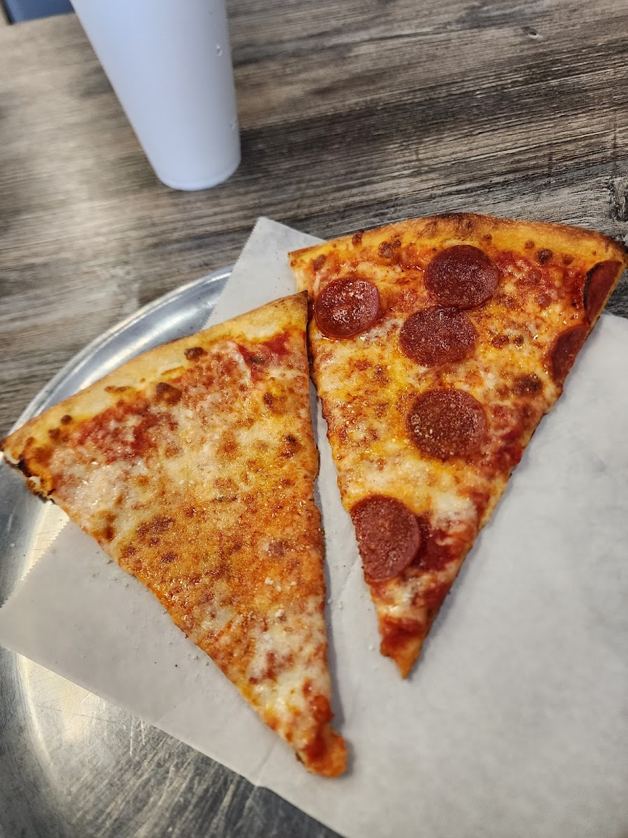 Yo Pauly's New York Pizza Co - 5