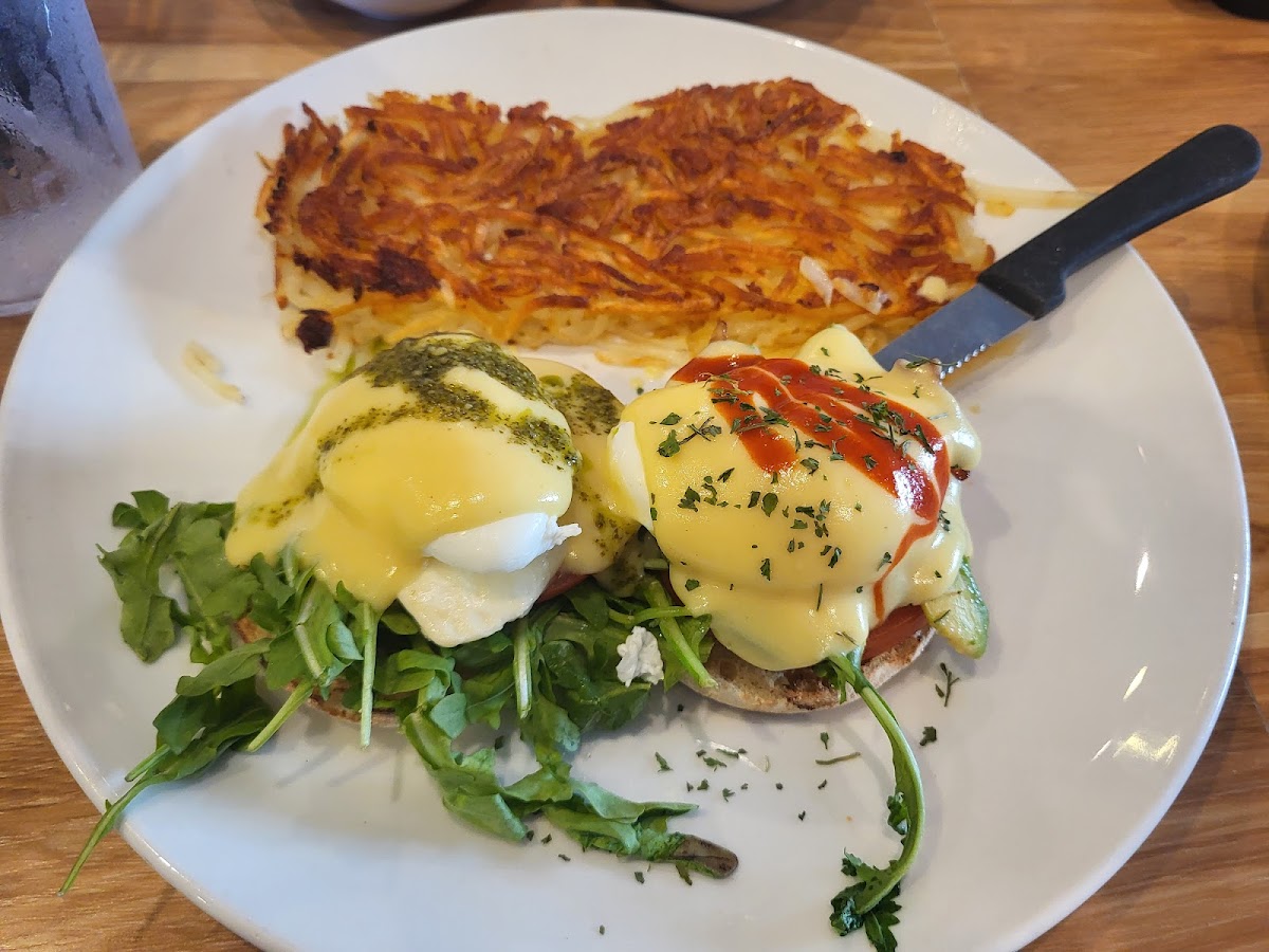 Broken Yolk Cafe - 5