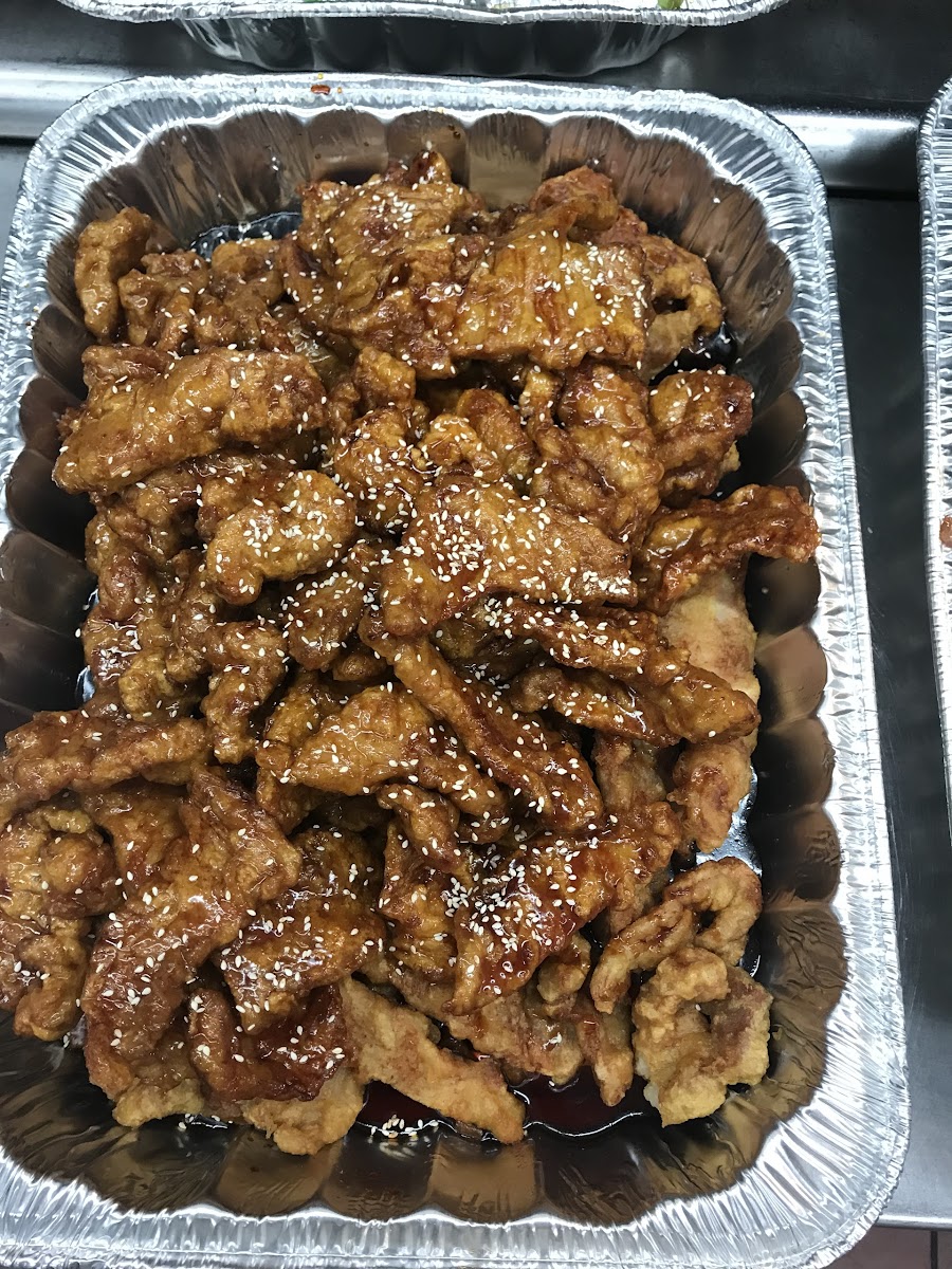 Red Maple Chinese Restaurant - 4