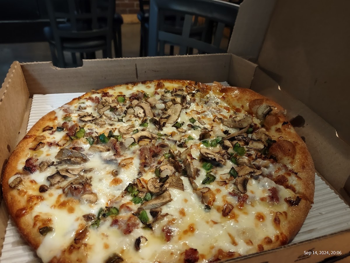 Detroit Pizza Factory #1 (Near Joy Rd) - 7