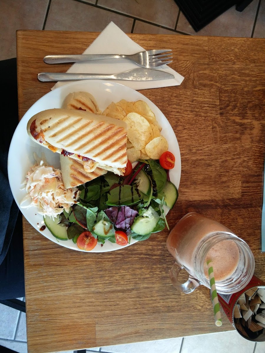 No. 30 Westgate Coffee Shop & Deli - 10