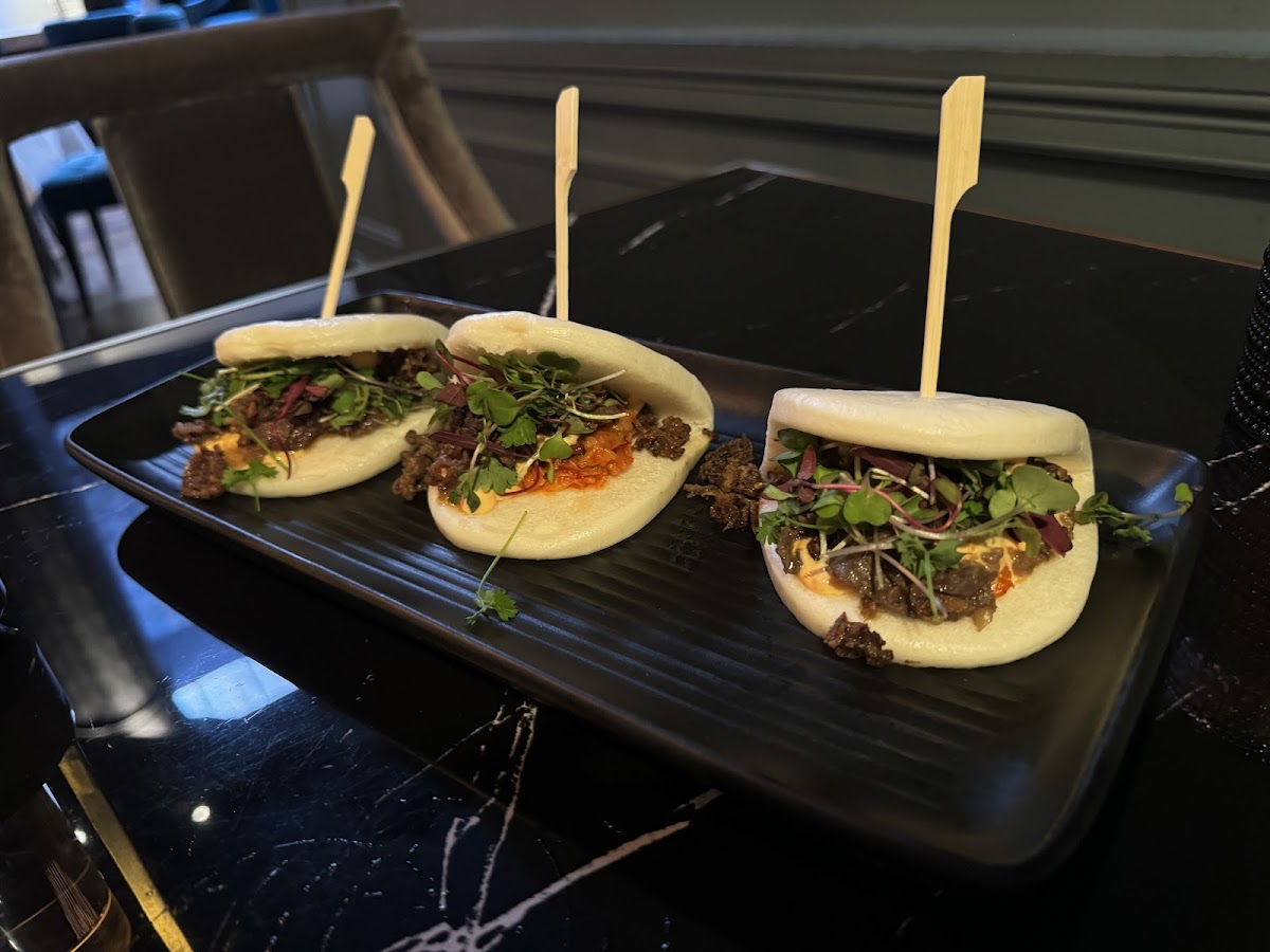 Benny and Mary's - 6