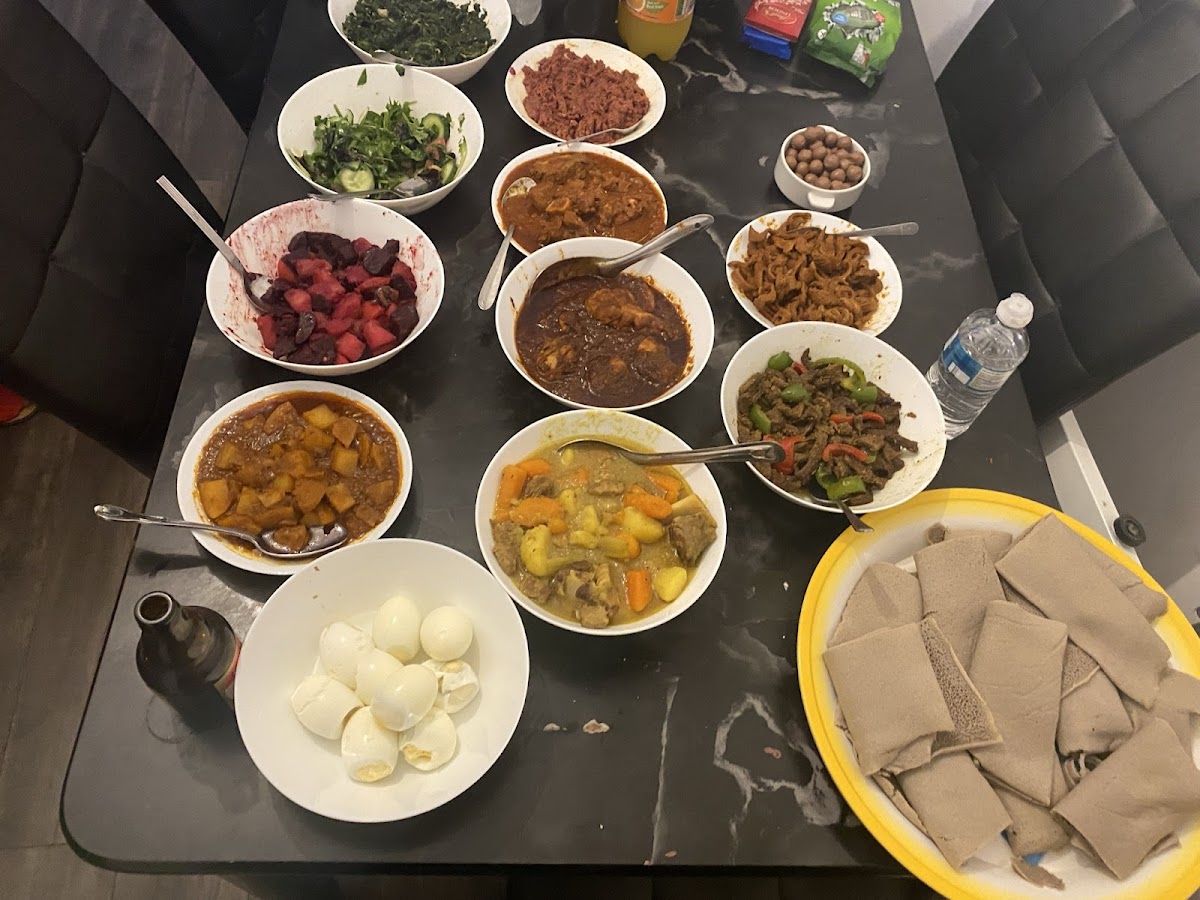 Milcana Ethiopian & Eritrean Cafe - 3
