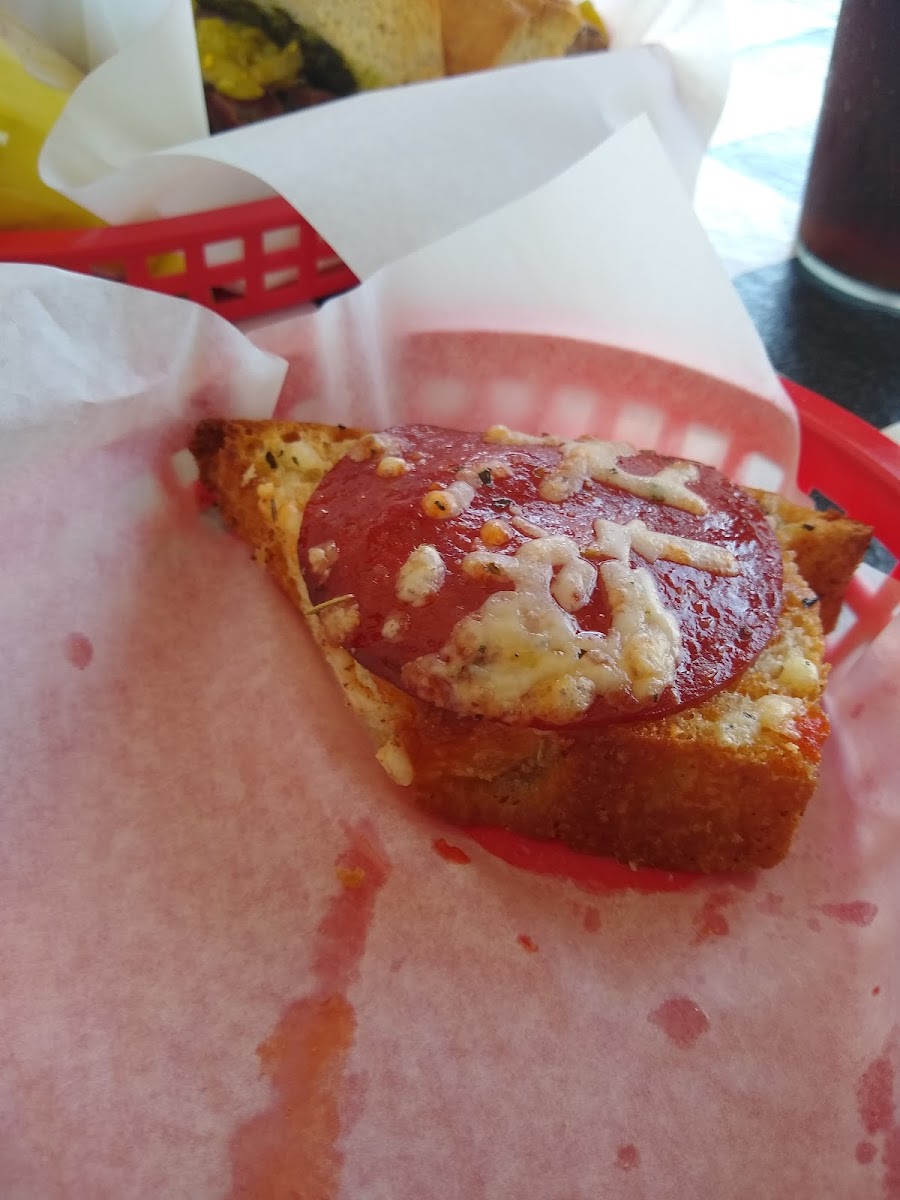 Wise Guys Pizzeria - 8