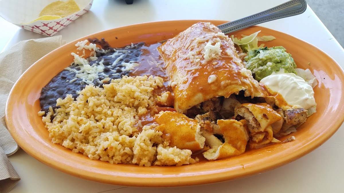 Michael's Grill & Taqueria - 5