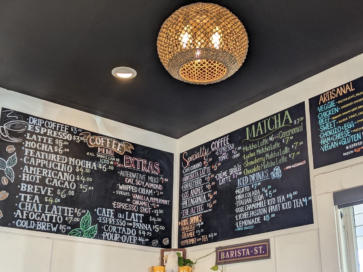 Grand Central Petaluma Coffee & Empanadas & Chocolate Cafe - 3
