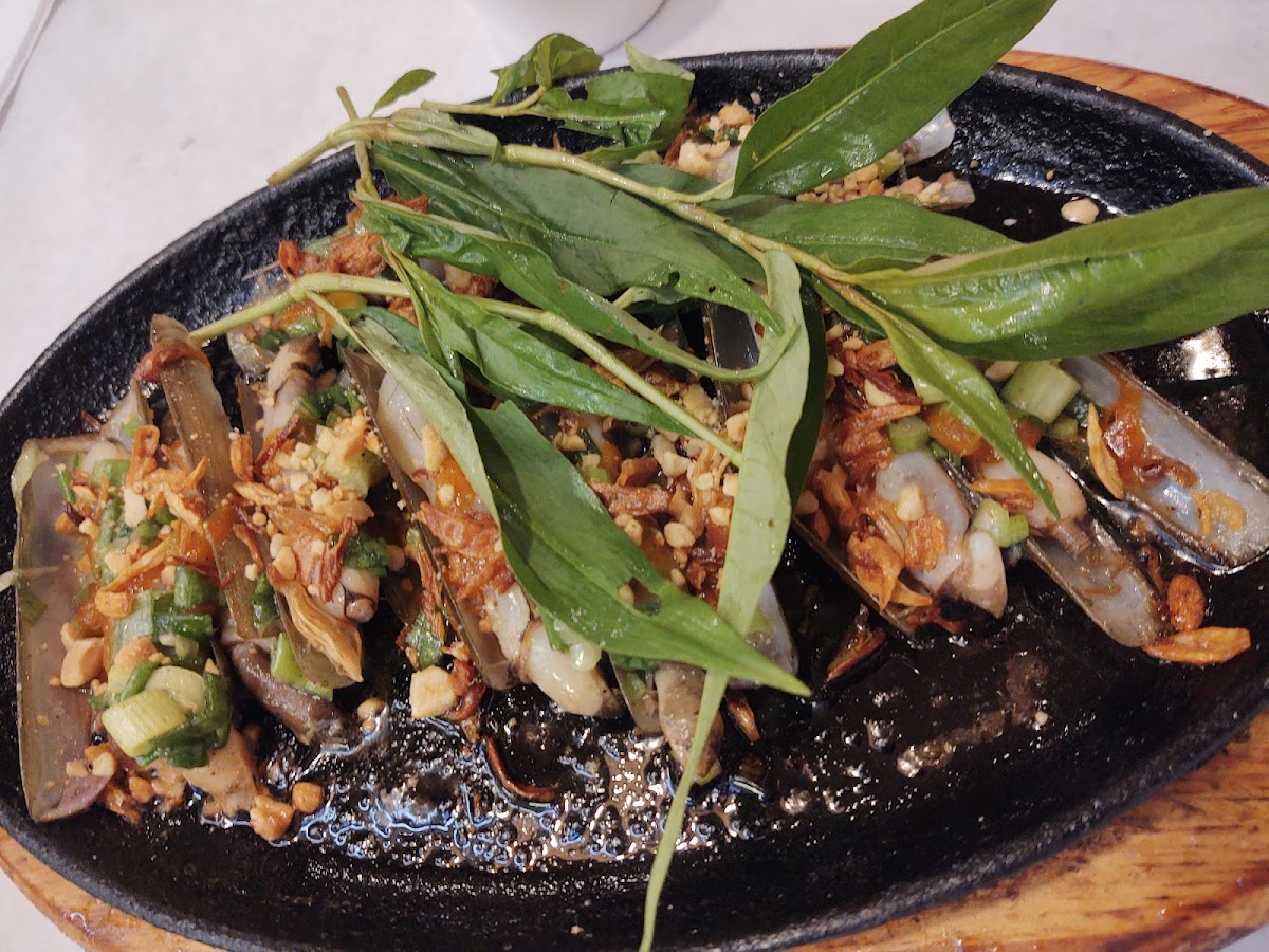 Biển Hẹn Seafood & Lẩu - 9