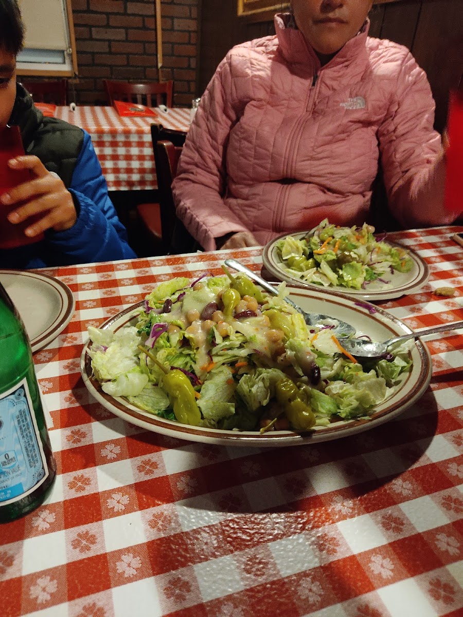 Filippi's Pizza Grotto Little Italy - 5