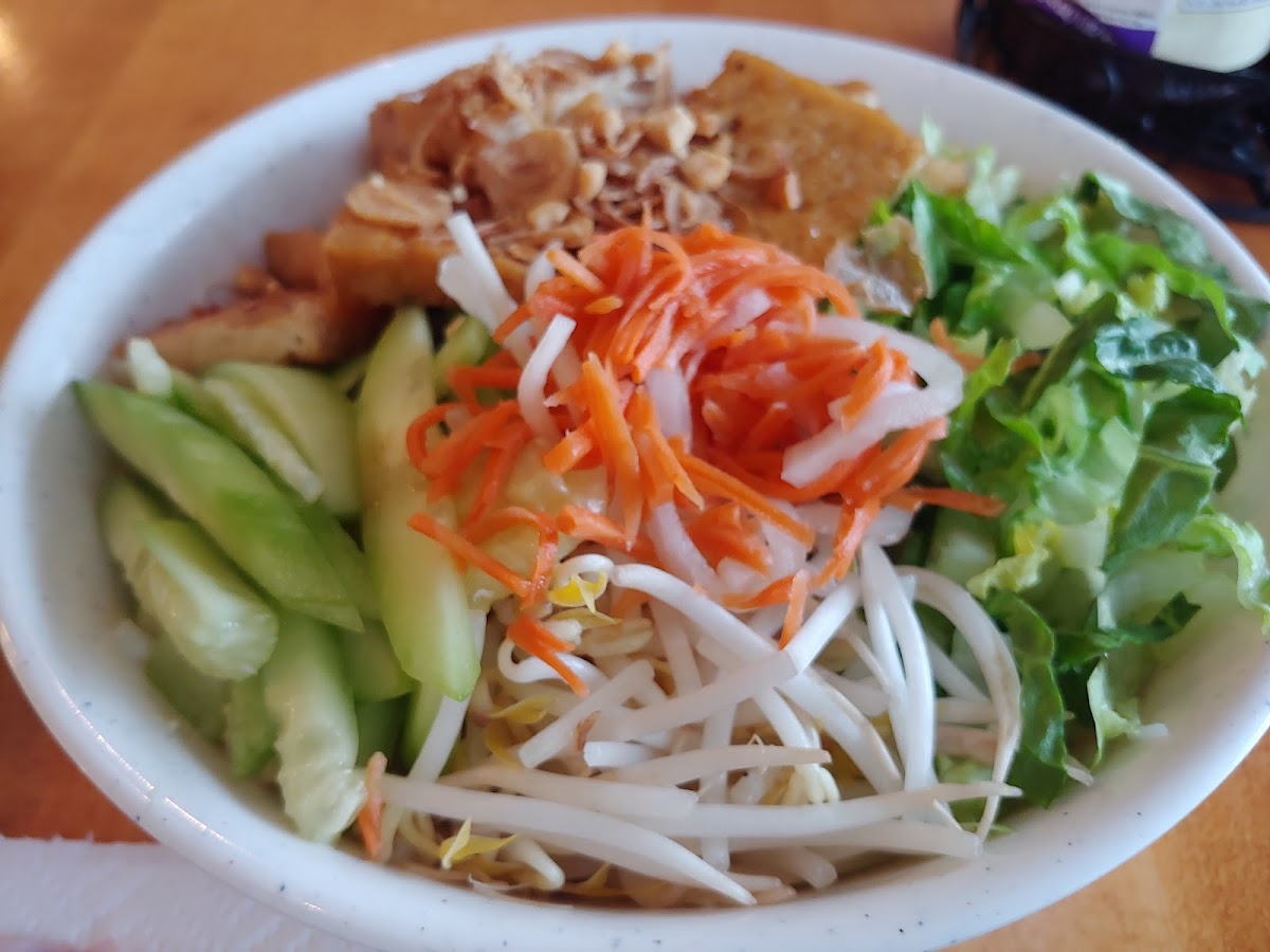 Le's Baguette Banh Mi Cafe - 10