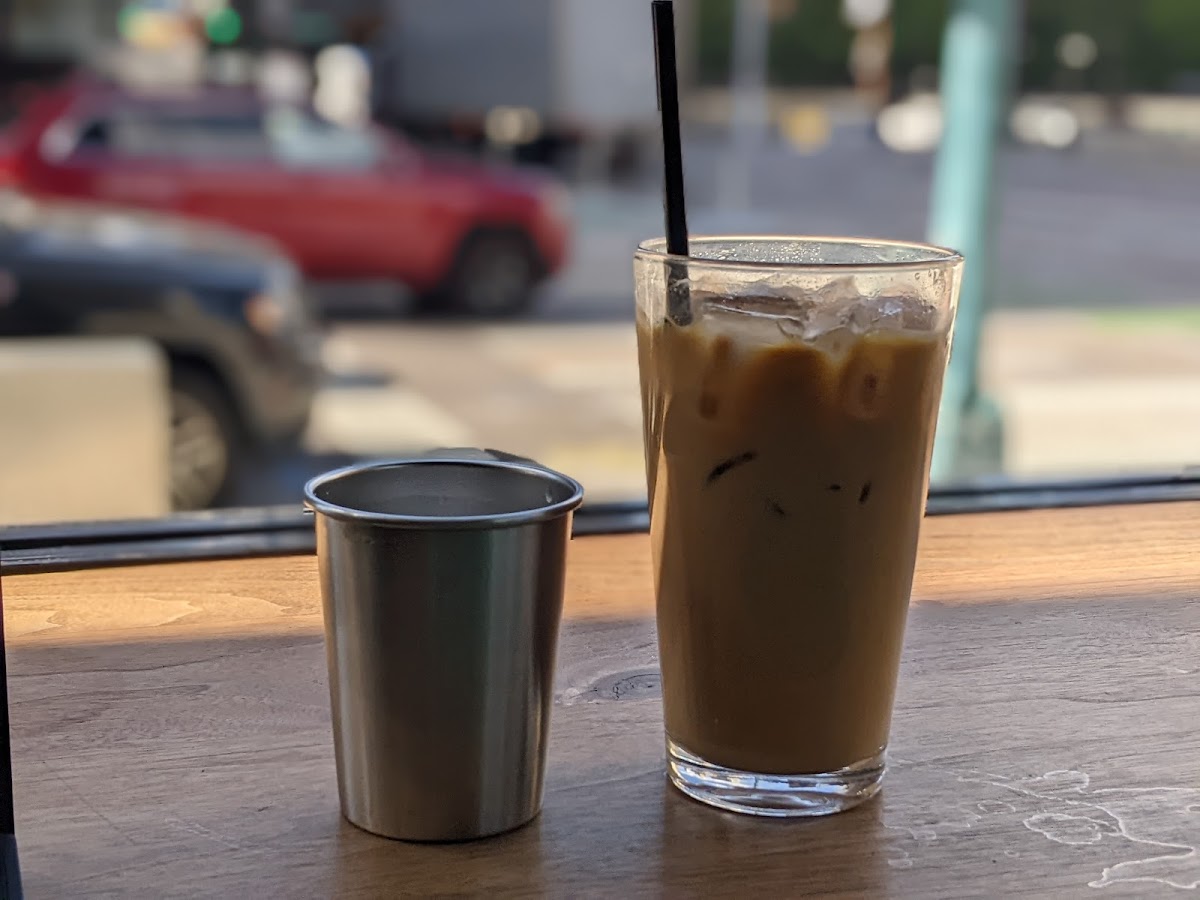 Vibe Coffee and Wine - 6