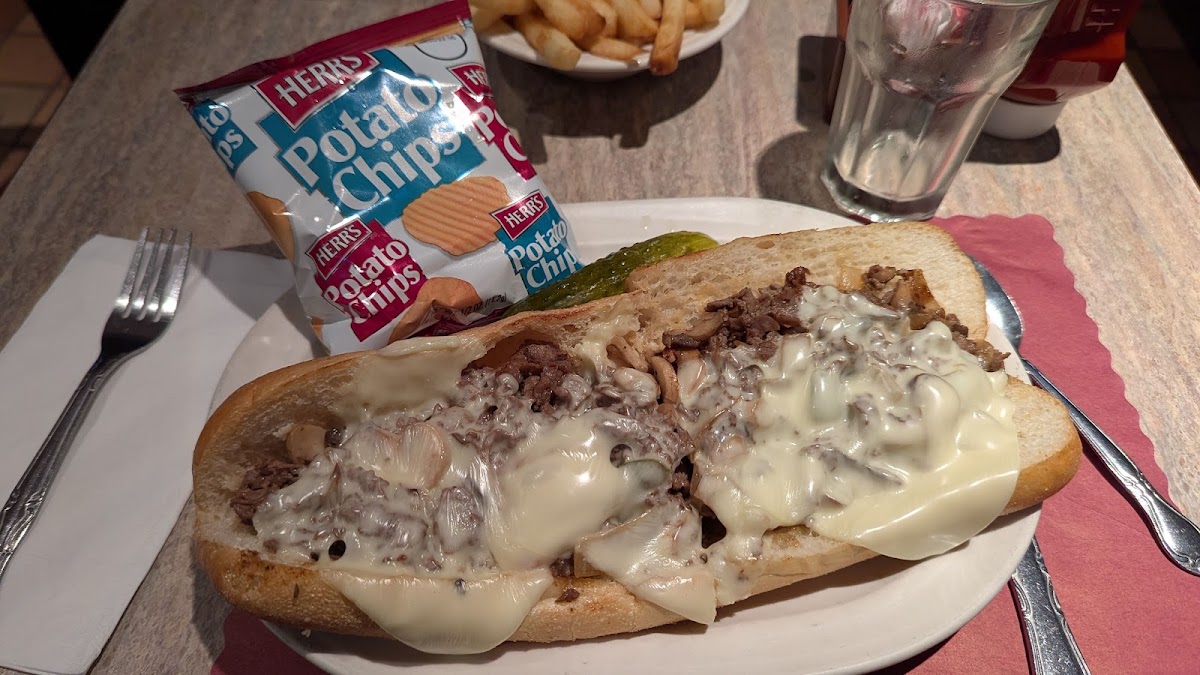 Little Pete's - 3