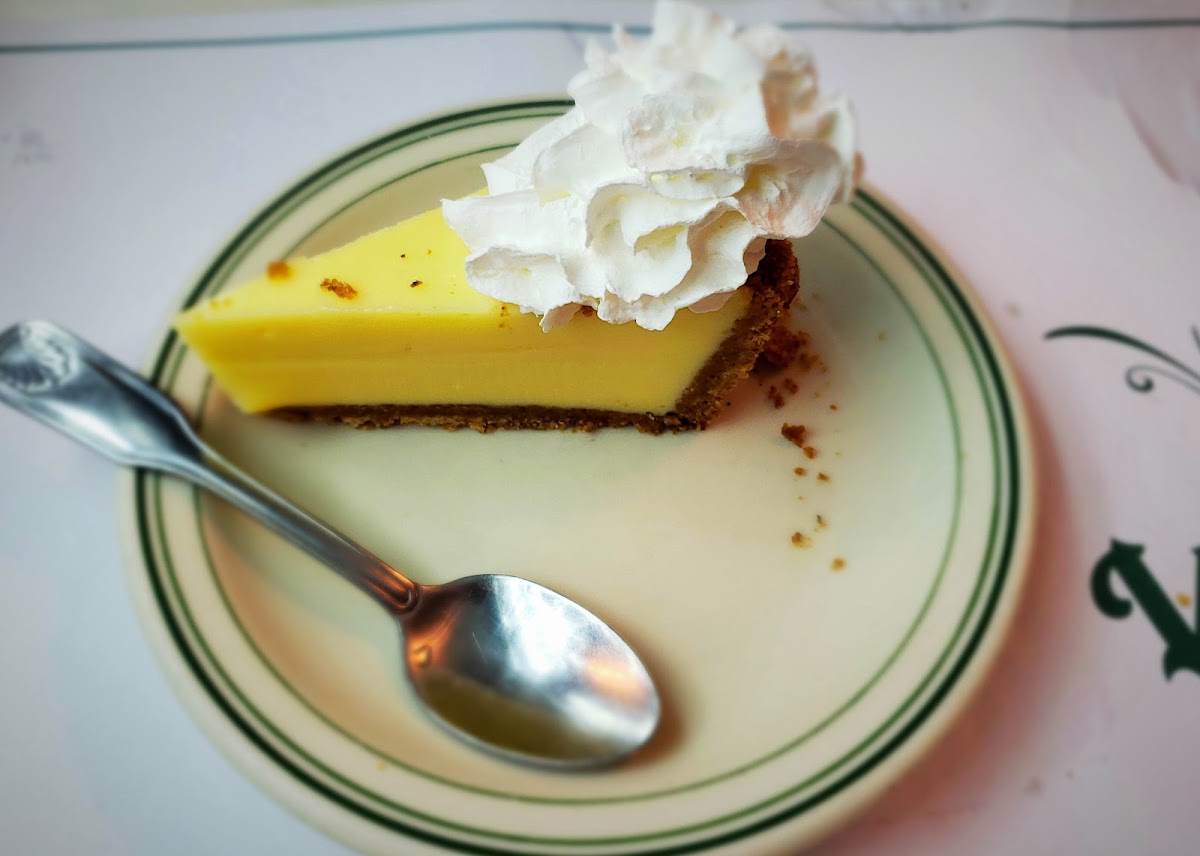Versailles Restaurant Cuban Cuisine - 9