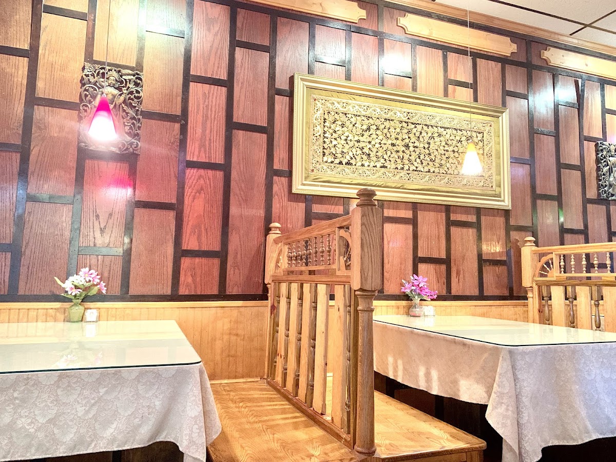 Sala Thai II Restaurant - 4