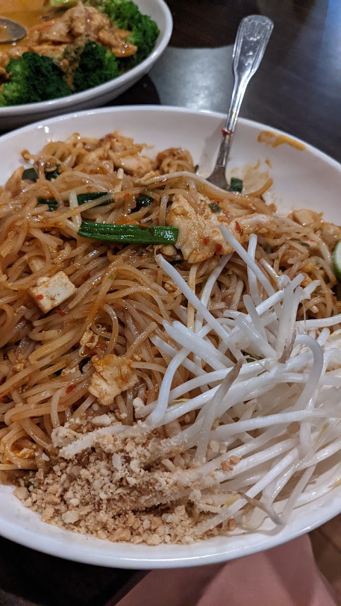 Ruen Thai Restaurant - 9