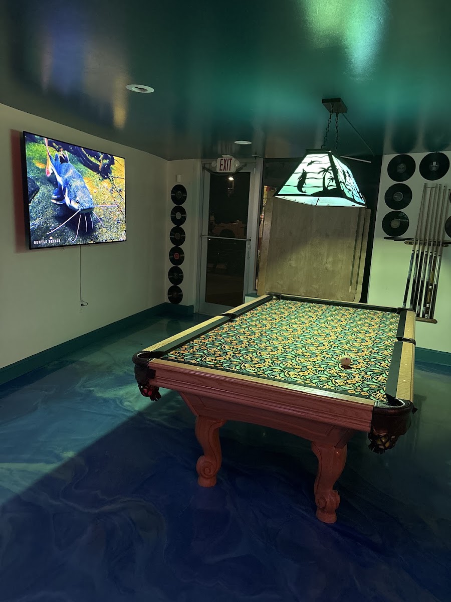 Leef Kava & Kratom Lounge - 4