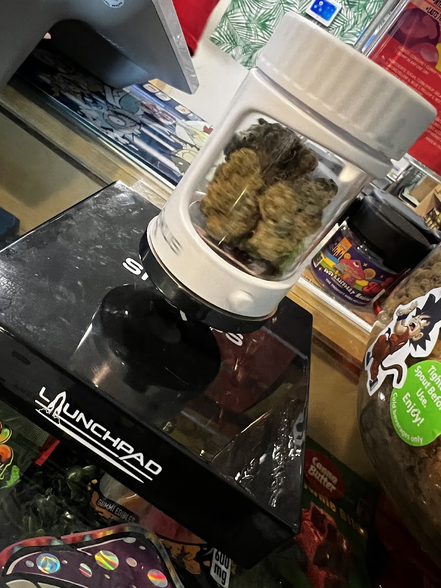 Leef Kava & Kratom Lounge - 6