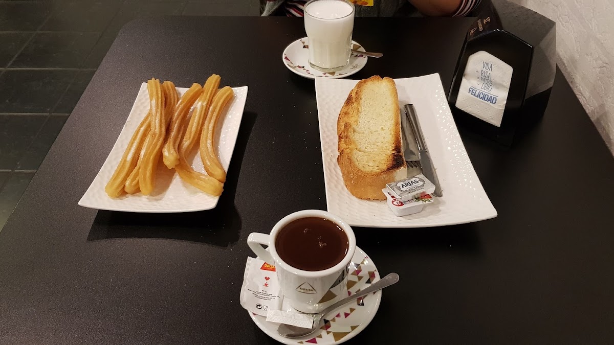 Cafeteria Restaurante Celuloide - 2