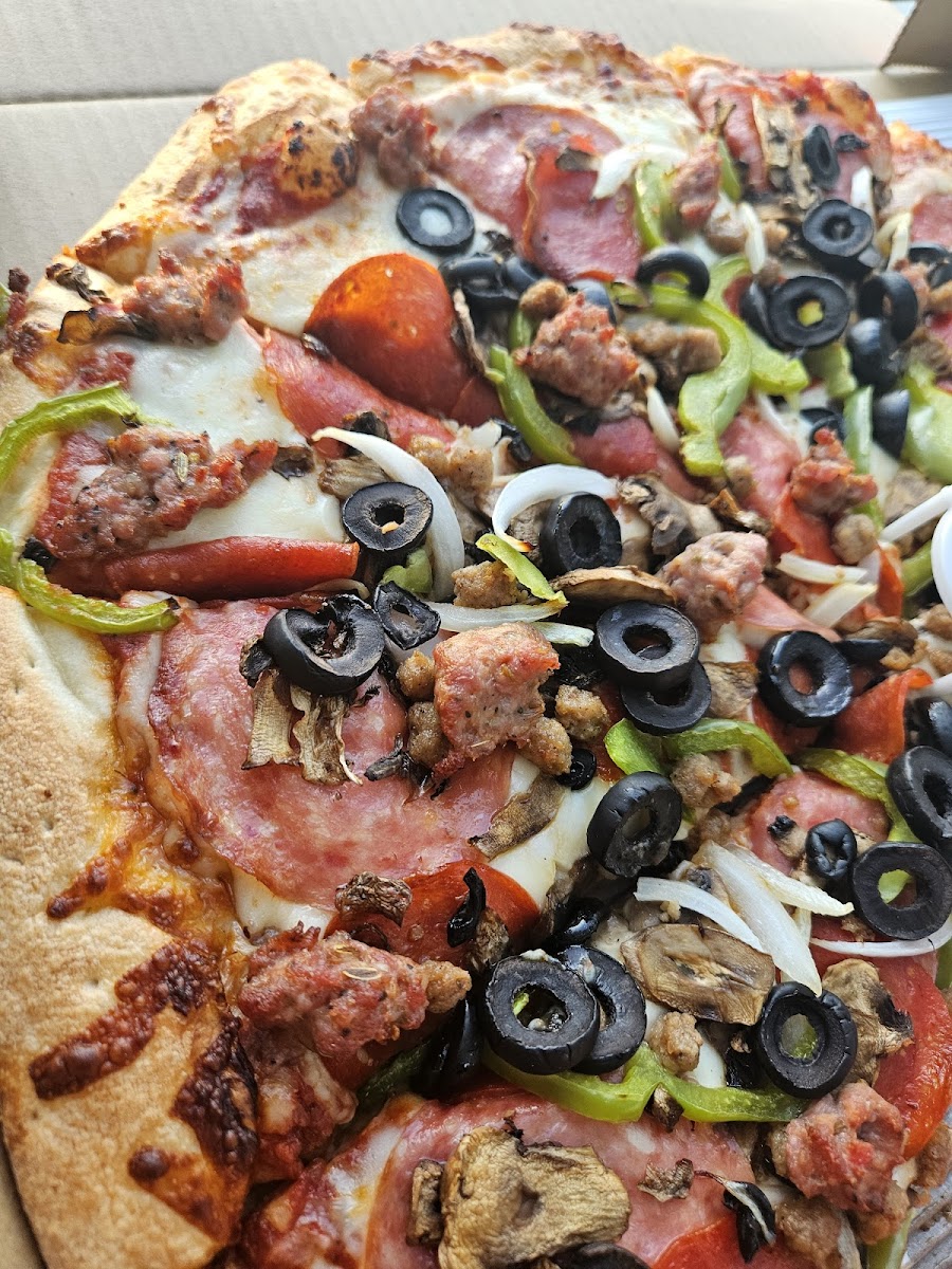 Delish Pizza - 3